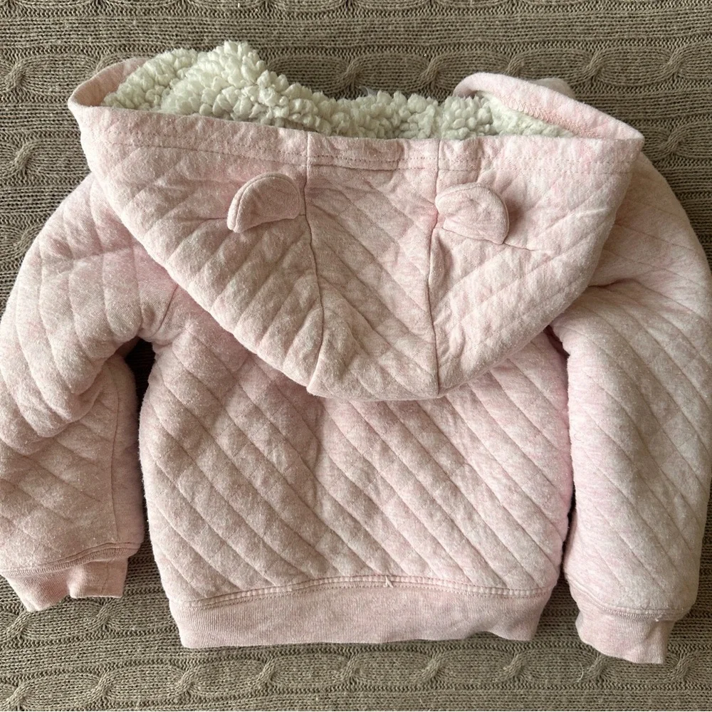 EUC Carter’s Baby Girl Quilted Baby Bear Sherpa Lined Hoodie, Pink, 24 Months